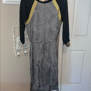 BCBGMaxAzria Black and Yellow Long Sleeve Crew Neck Dress